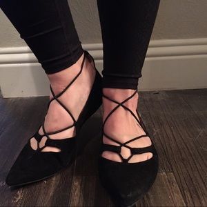 Steve Madden Black Suede Elastic Ballet Flats